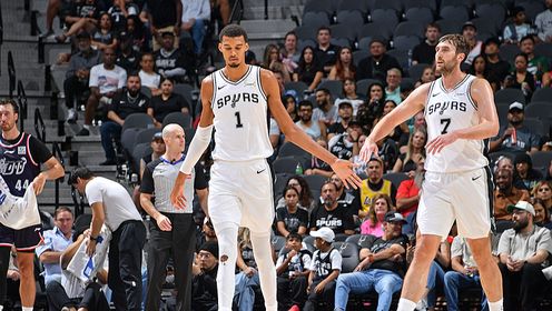 季前赛-文班9+10+7+3帽 陈国豪14分 马刺31分大胜广州