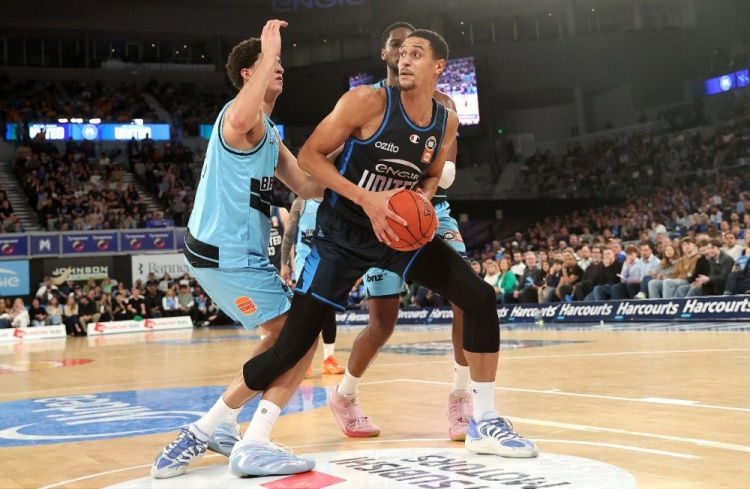 周四竞彩篮球焦点：德比战一触即发 墨尔本联面临考验